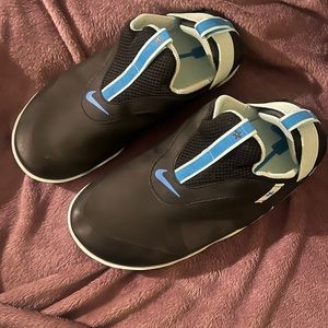 Nike Air Zoom Pulse slip-on shoes. New, tried on, but too small for me. Size 8.